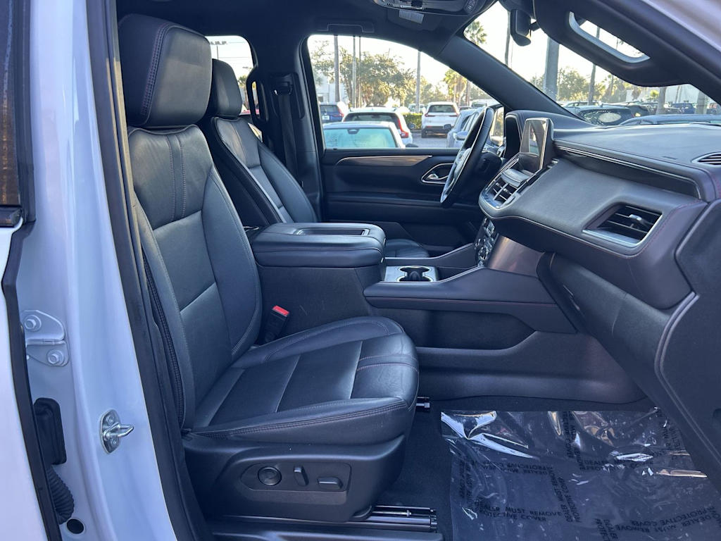 Thumbnail: 2024 Chevrolet Suburban - 12
