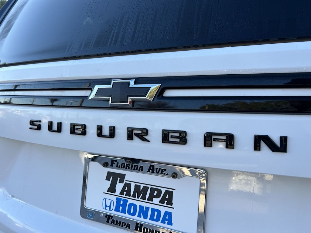 Thumbnail: 2024 Chevrolet Suburban - 7