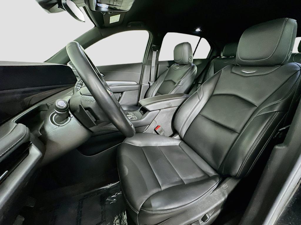 Thumbnail: 2025 Cadillac XT4 - 12