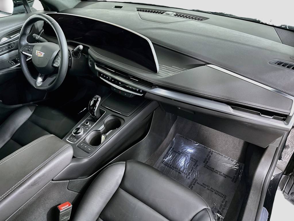 Thumbnail: 2025 Cadillac XT4 - 15