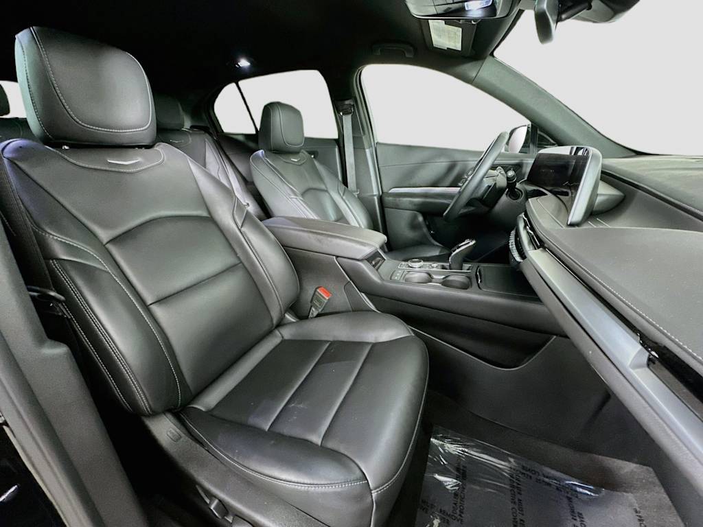 Thumbnail: 2025 Cadillac XT4 - 23