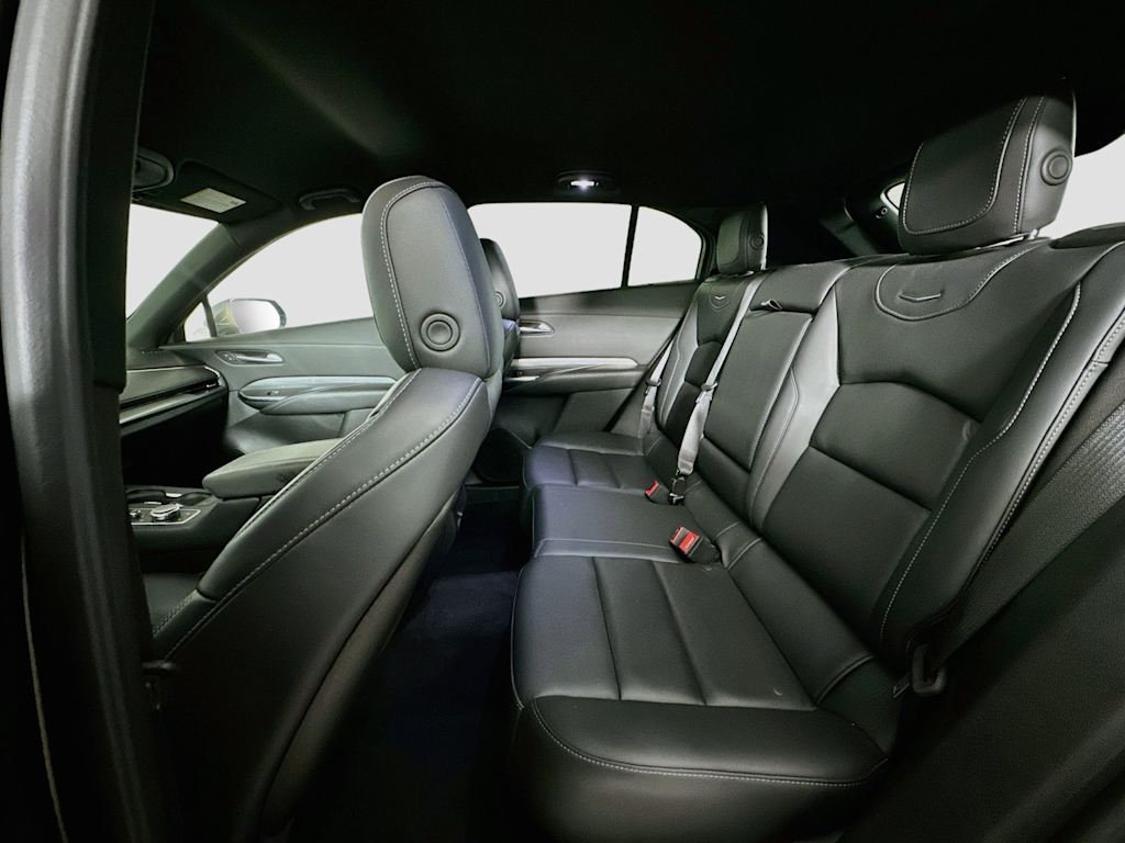 Thumbnail: 2025 Cadillac XT4 - 13