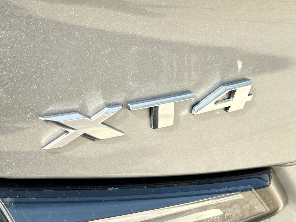 Thumbnail: 2024 Cadillac XT4 - 5