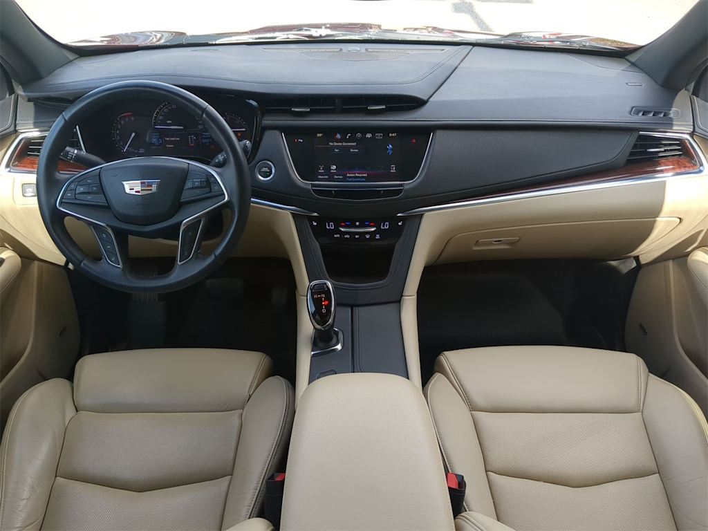Thumbnail: 2017 Cadillac XT5 - 2