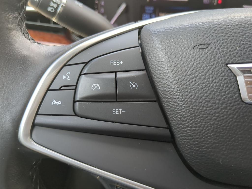 Thumbnail: 2017 Cadillac XT5 - 26
