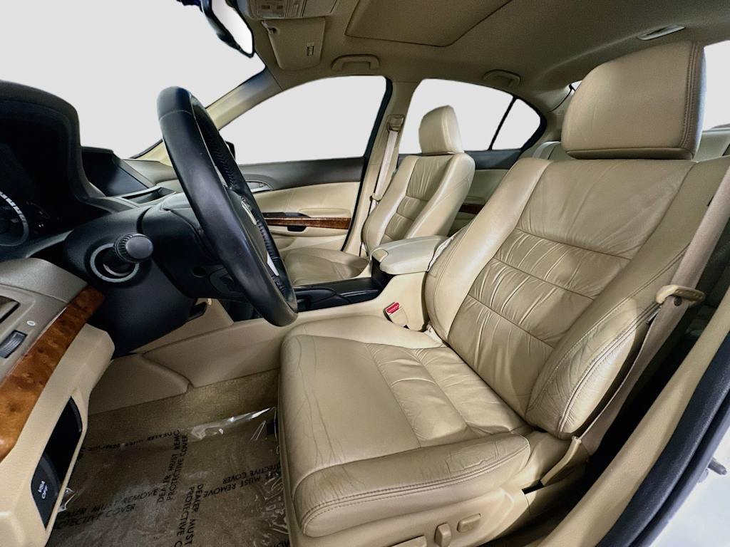 Thumbnail: 2010 Honda Accord - 11