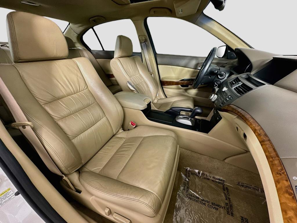 Thumbnail: 2010 Honda Accord - 12