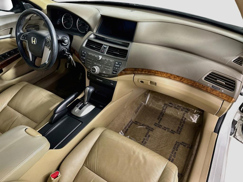 Thumbnail: 2010 Honda Accord - 31