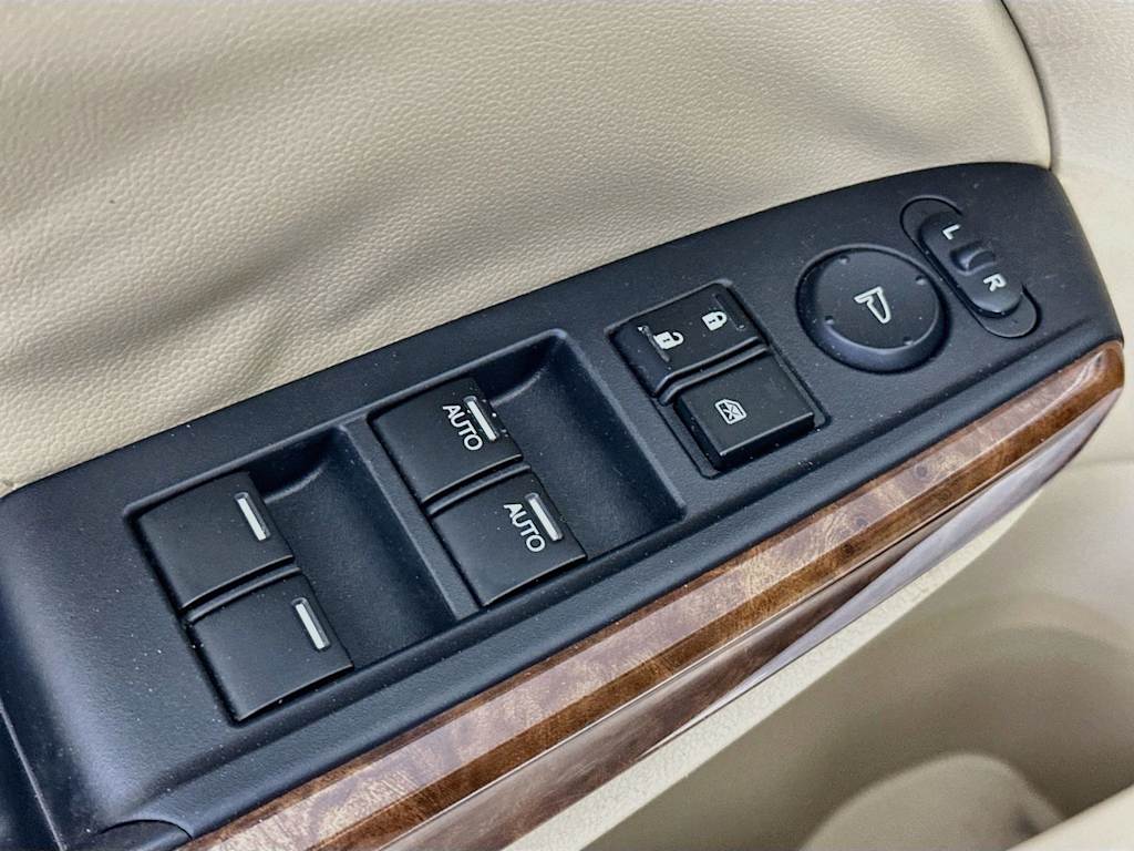 Thumbnail: 2010 Honda Accord - 27