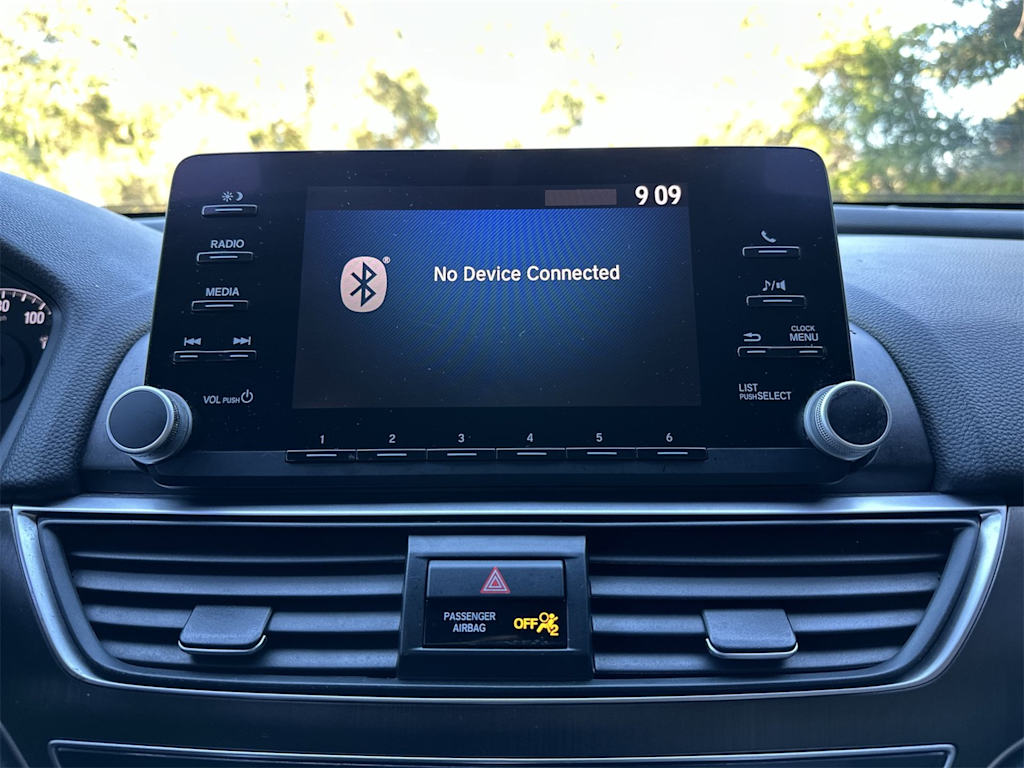 Thumbnail: 2018 Honda Accord - 18