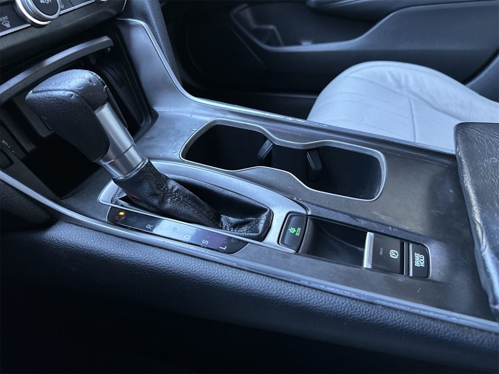 Thumbnail: 2018 Honda Accord - 12