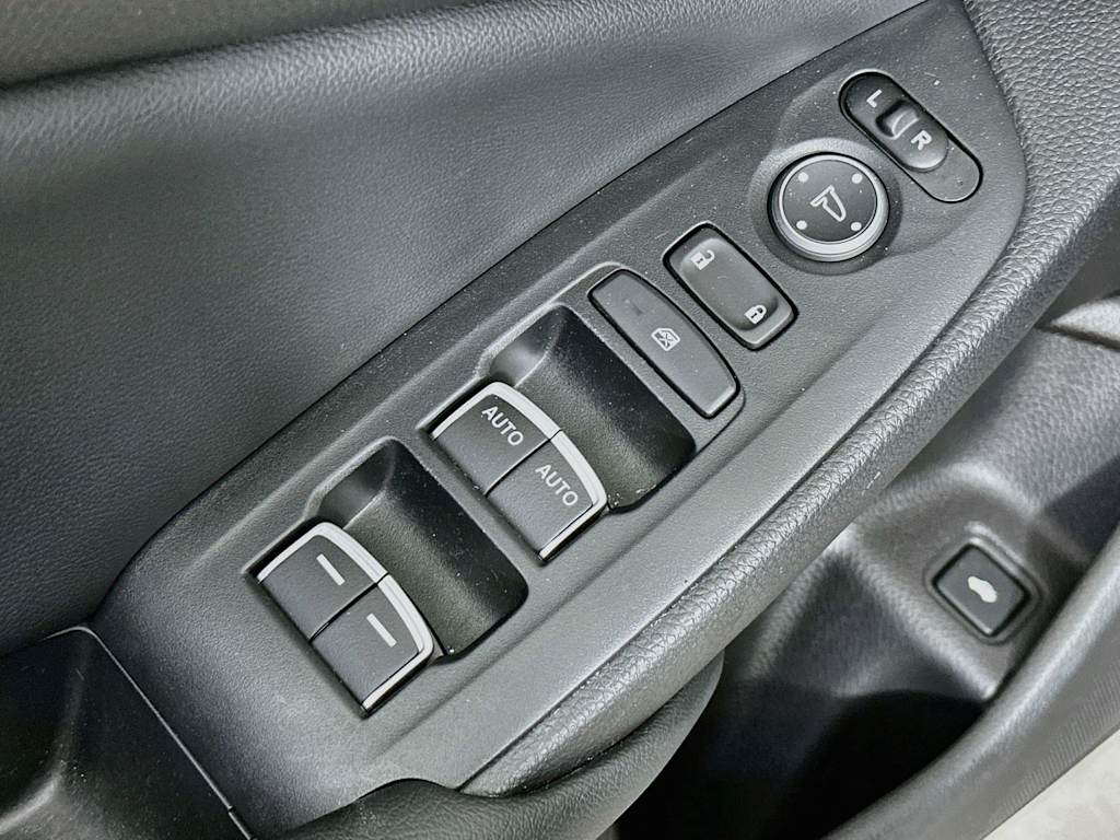 Thumbnail: 2022 Honda Accord - 28