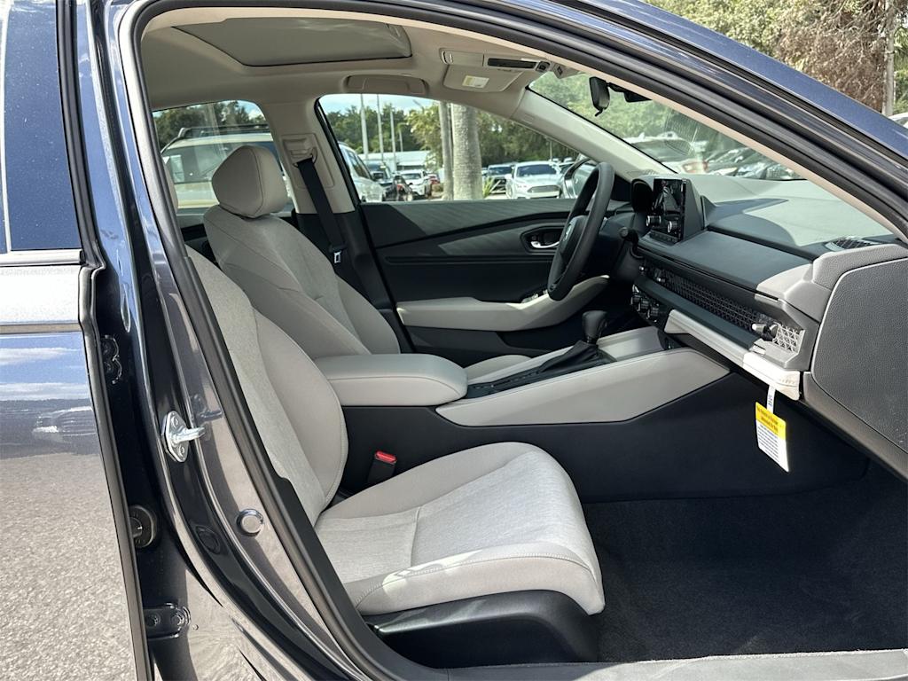 Thumbnail: 2025 Honda Accord - 9