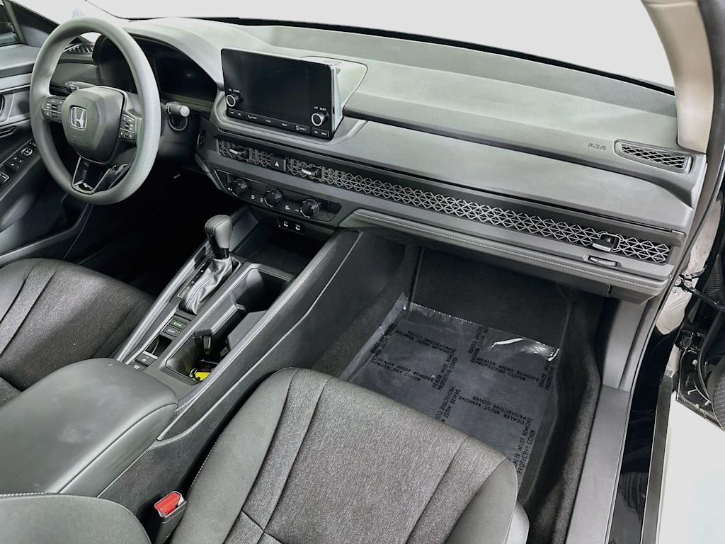 Thumbnail: 2025 Honda Accord - 32