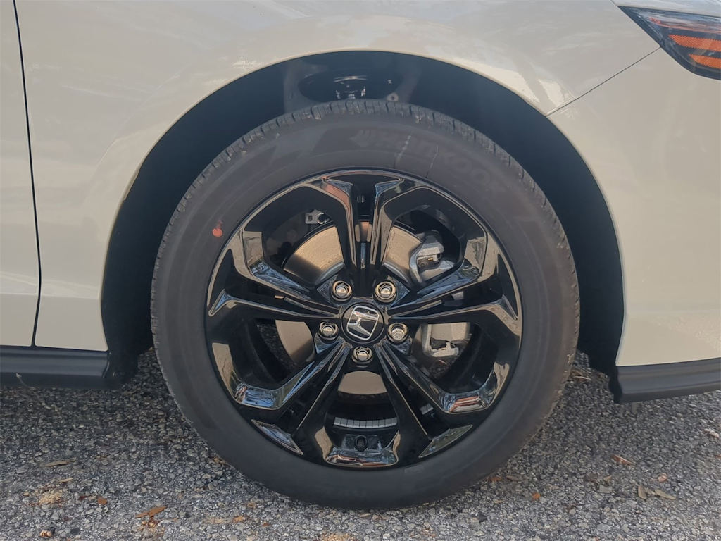 Thumbnail: 2025 Honda Accord - 8