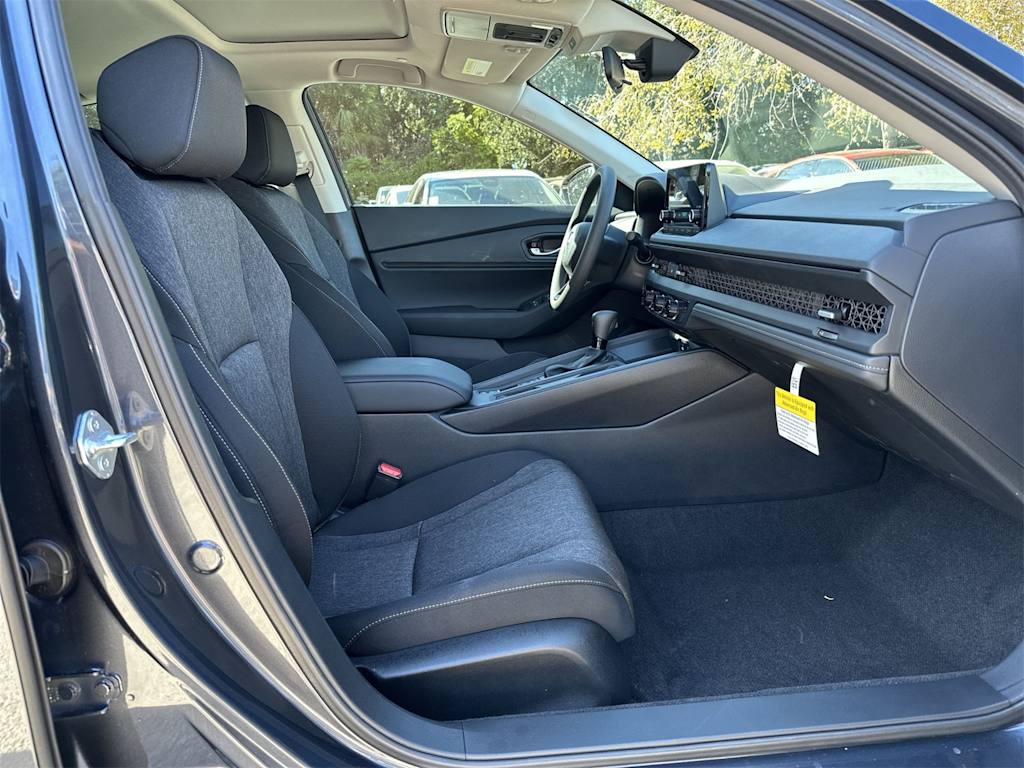 Thumbnail: 2025 Honda Accord - 10