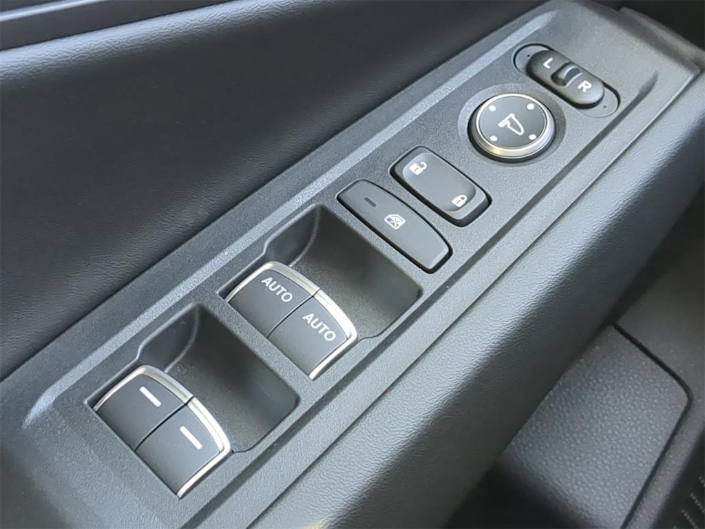 Thumbnail: 2025 Honda Accord - 25