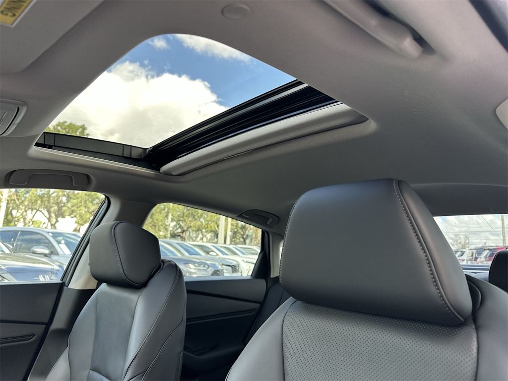 Thumbnail: 2025 Honda Accord - 17