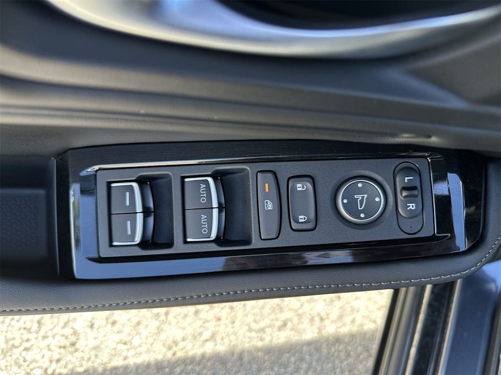 Thumbnail: 2025 Honda Accord - 16