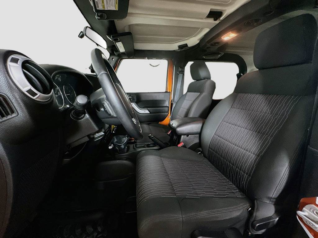 Thumbnail: 2011 Jeep Wrangler - 10