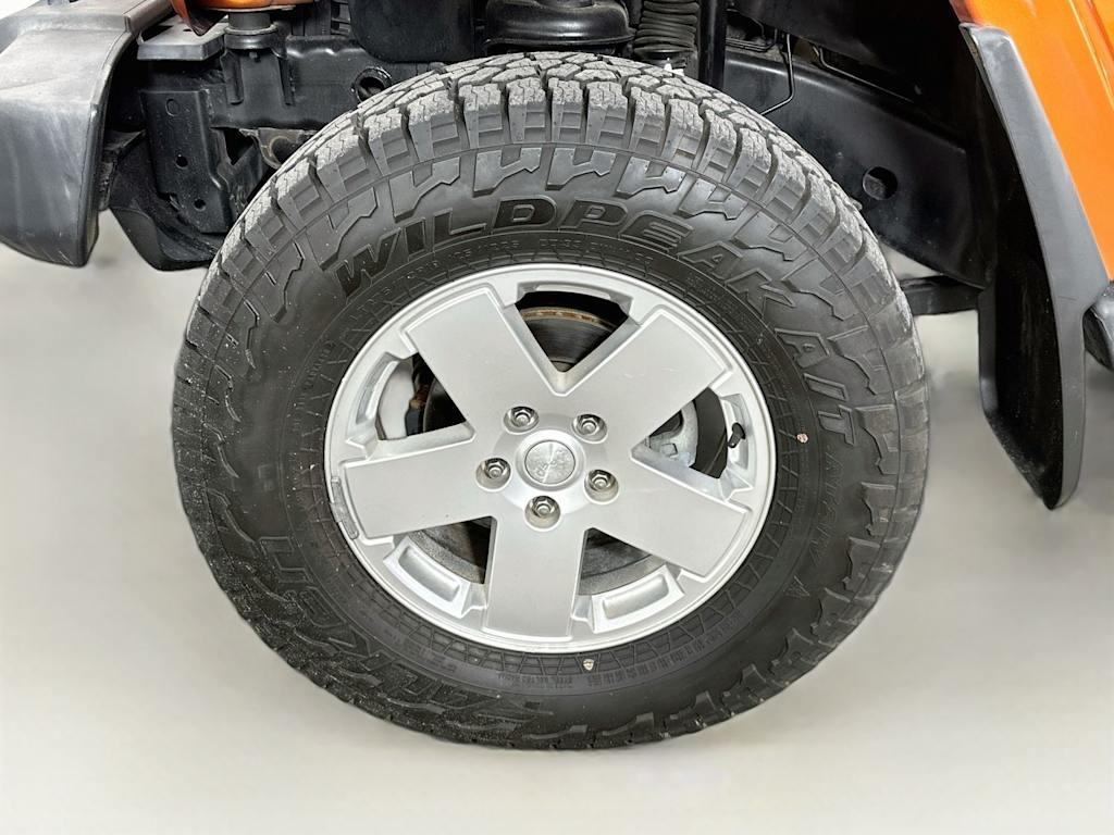 Thumbnail: 2011 Jeep Wrangler - 7