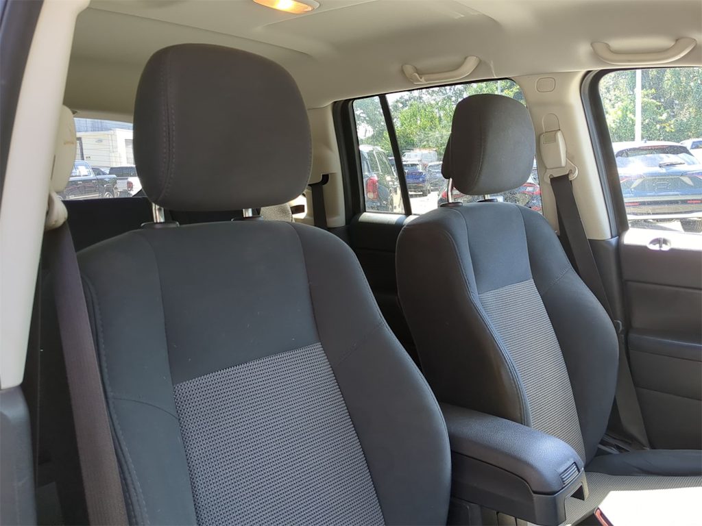 Thumbnail: 2011 Jeep Compass - 9