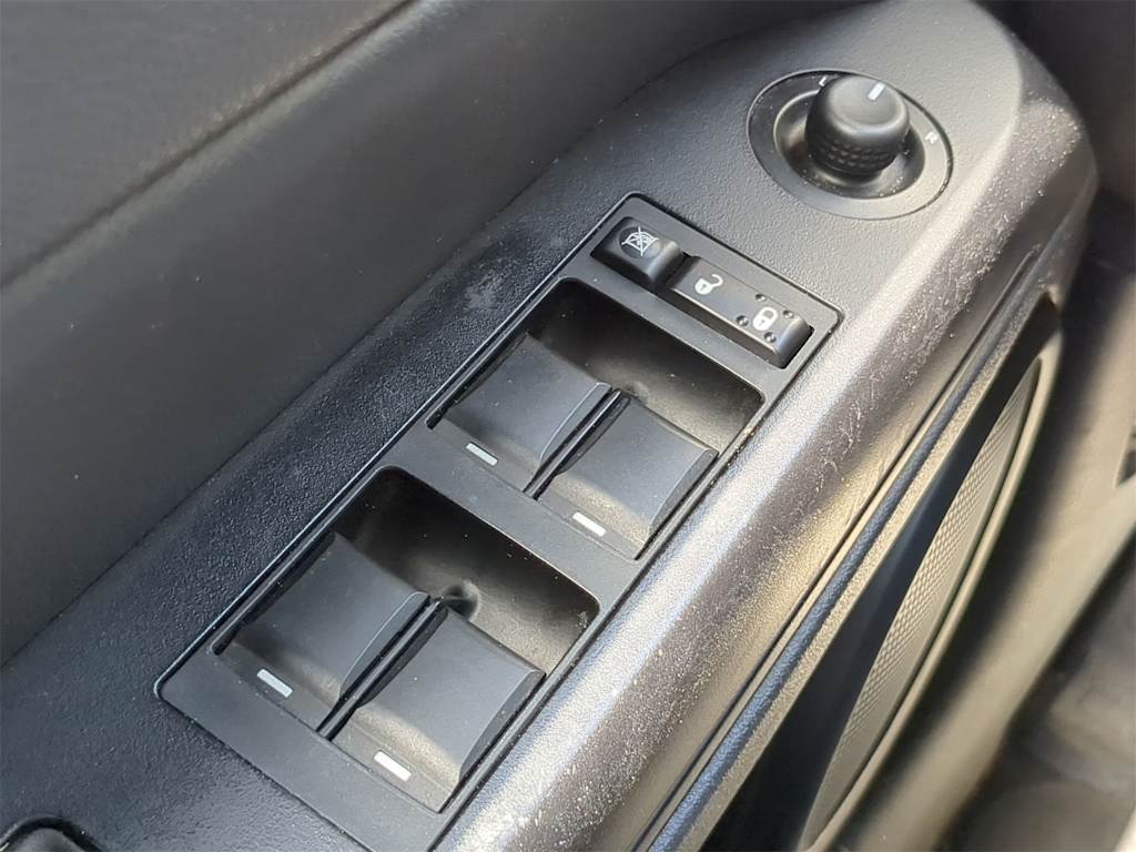 Thumbnail: 2011 Jeep Compass - 21