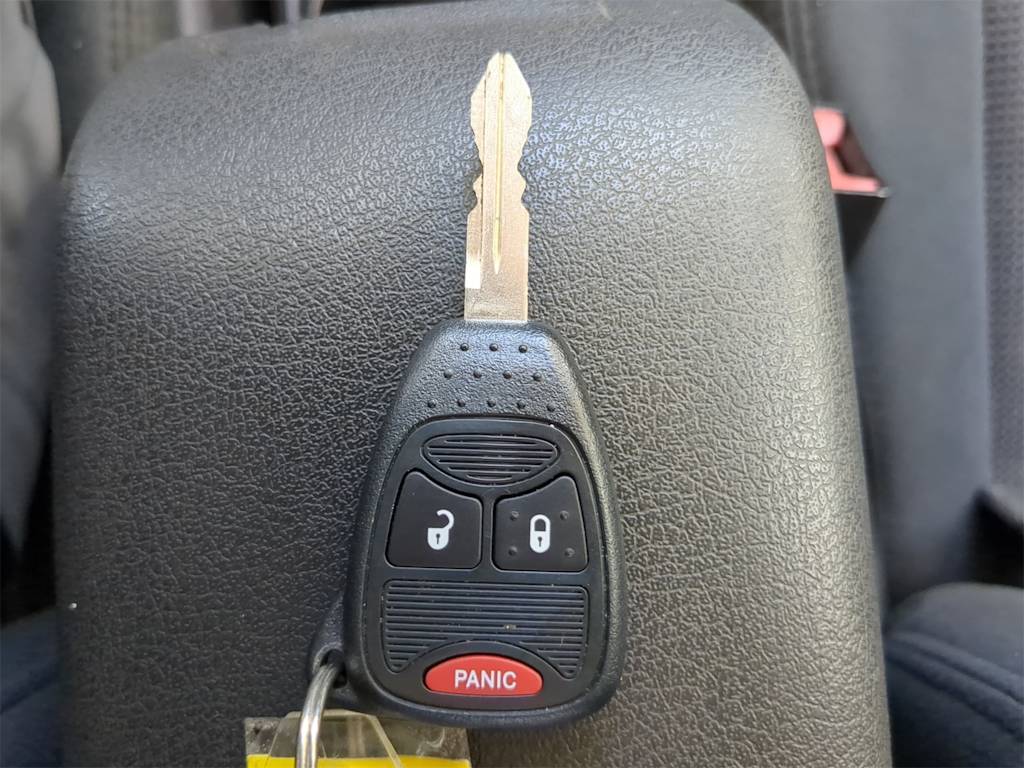 Thumbnail: 2011 Jeep Compass - 14