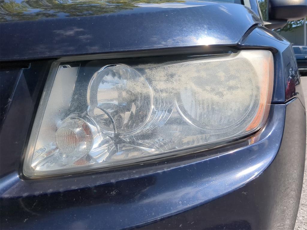 Thumbnail: 2011 Jeep Compass - 17