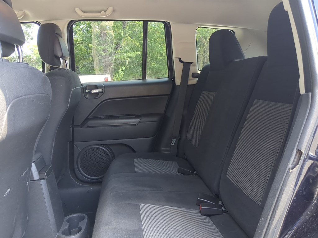 Thumbnail: 2011 Jeep Compass - 11