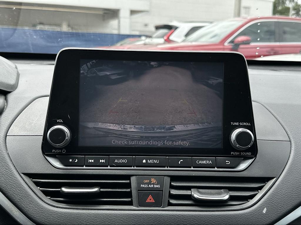 Thumbnail: 2020 Nissan Altima - 12