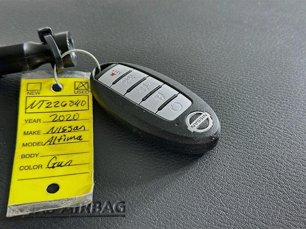 Thumbnail: 2020 Nissan Altima - 20