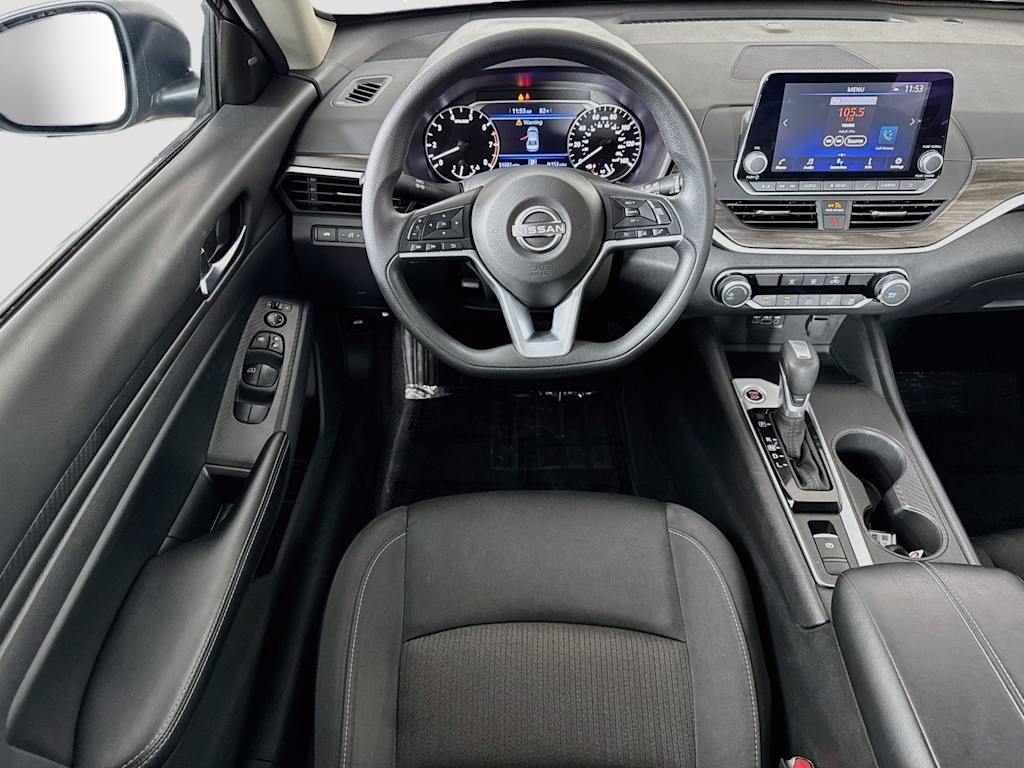 Thumbnail: 2025 Nissan Altima - 9