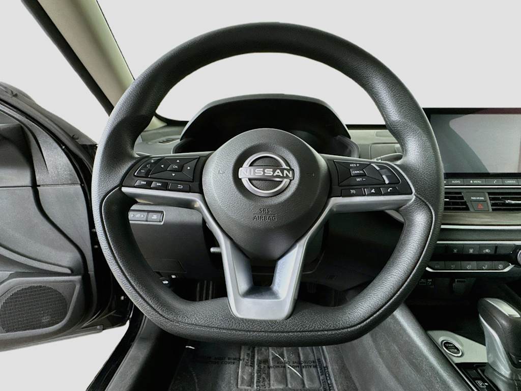 Thumbnail: 2025 Nissan Altima - 14