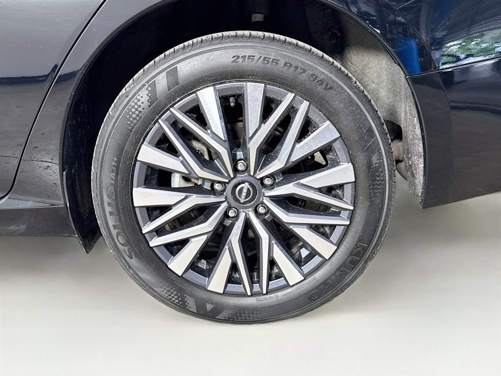 Thumbnail: 2025 Nissan Altima - 7