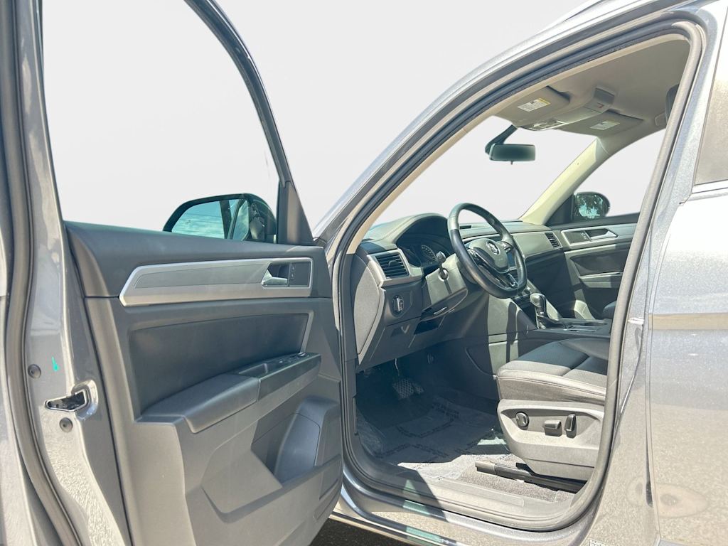 Thumbnail: 2019 Volkswagen Atlas - 16