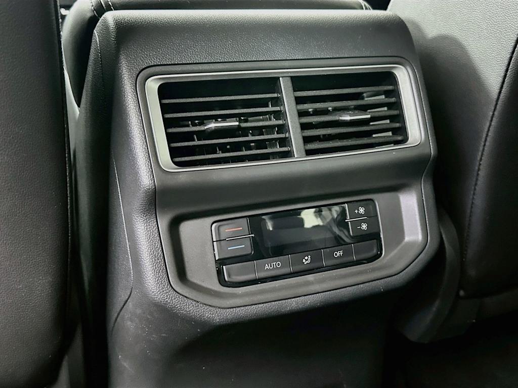 Thumbnail: 2024 Volkswagen Atlas - 20
