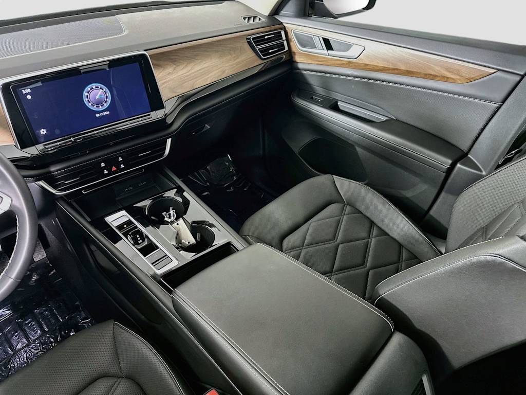 Thumbnail: 2024 Volkswagen Atlas - 14