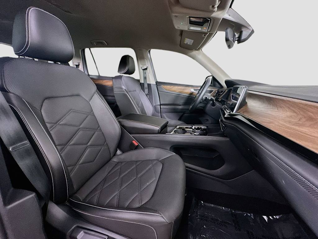 Thumbnail: 2024 Volkswagen Atlas - 12