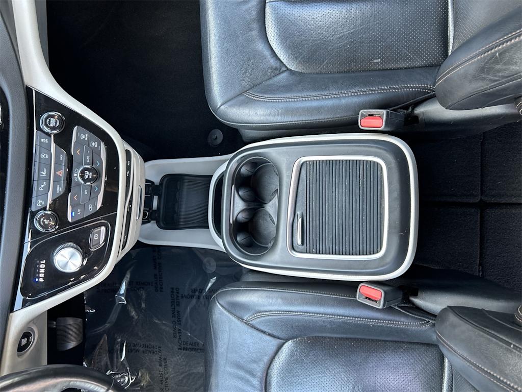 Thumbnail: 2017 Chrysler Pacifica - 15