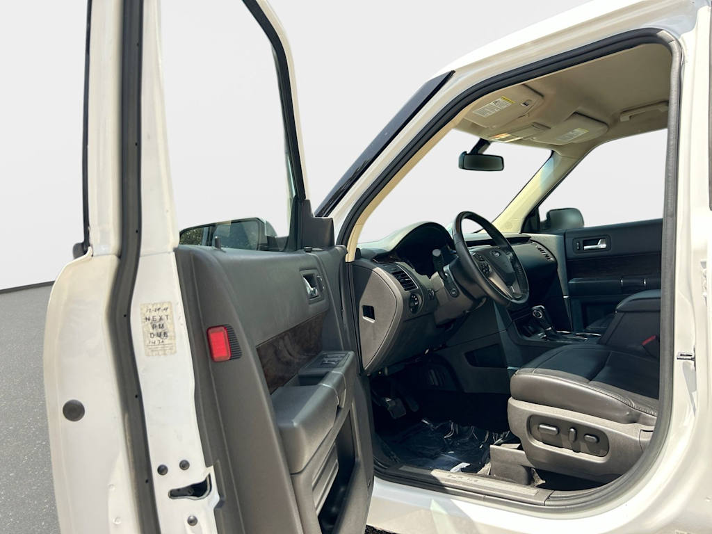 Thumbnail: 2019 Ford Flex - 9