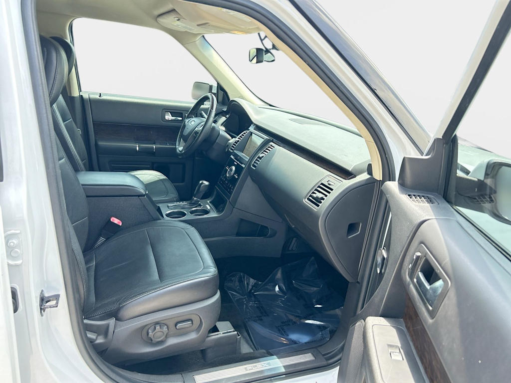 Thumbnail: 2019 Ford Flex - 19