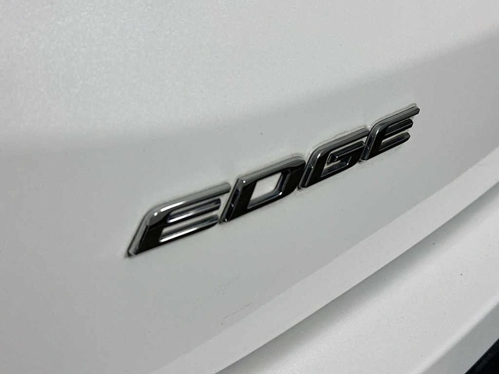 Thumbnail: 2020 Ford Edge - 7