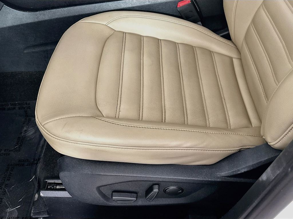 Thumbnail: 2020 Ford Edge - 32