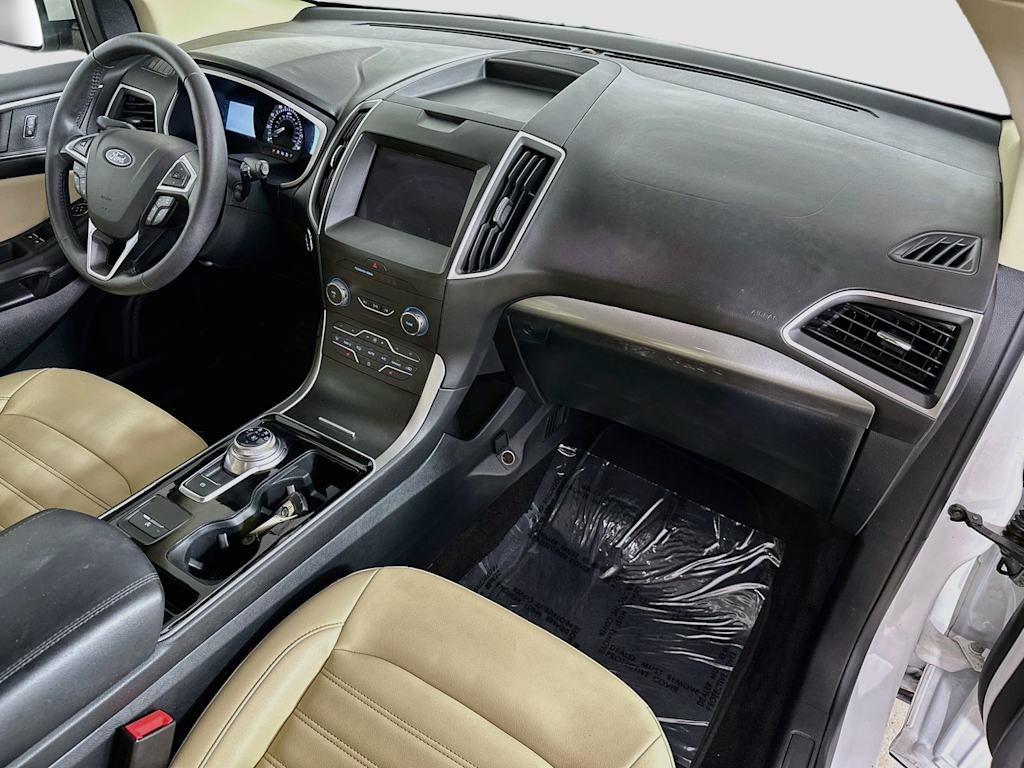 Thumbnail: 2020 Ford Edge - 15