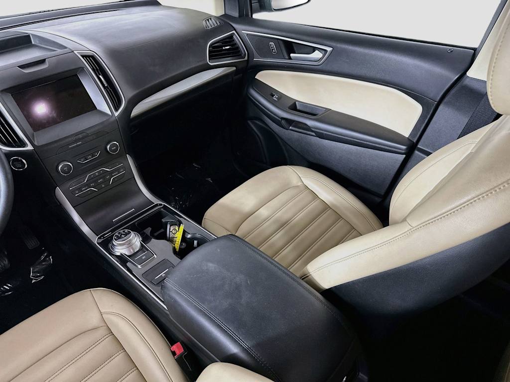 Thumbnail: 2020 Ford Edge - 11