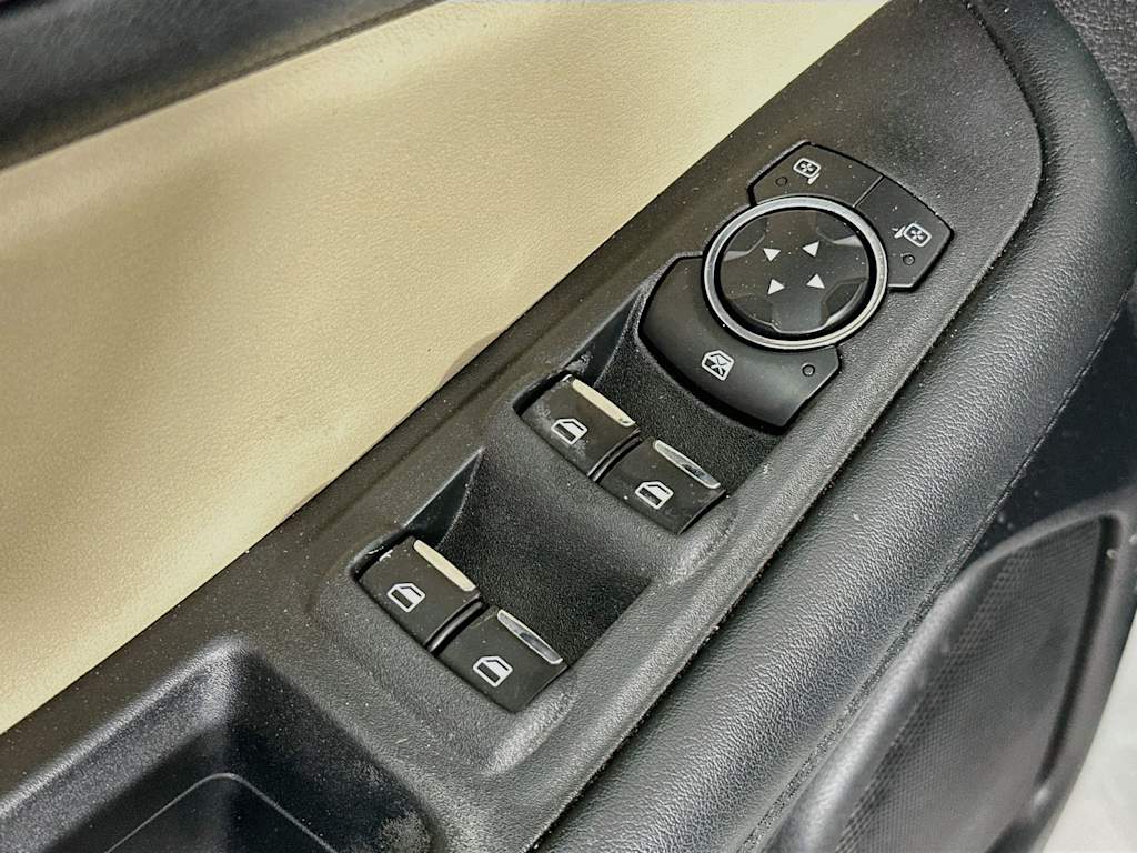 Thumbnail: 2020 Ford Edge - 31