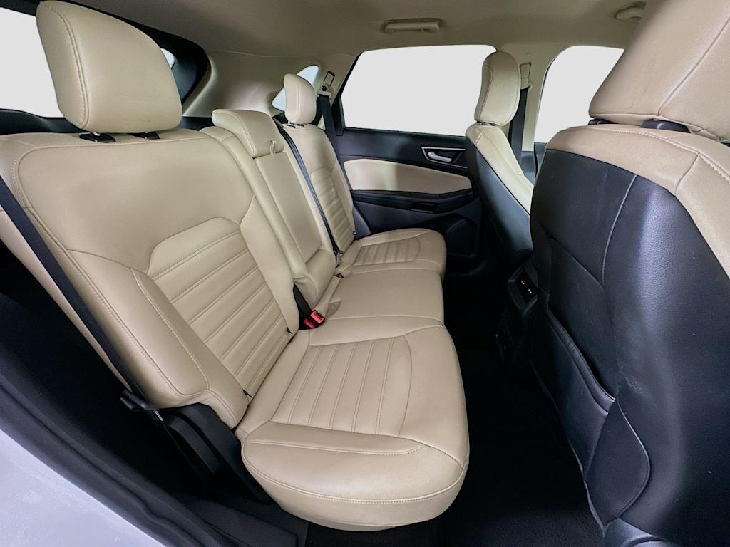Thumbnail: 2020 Ford Edge - 33