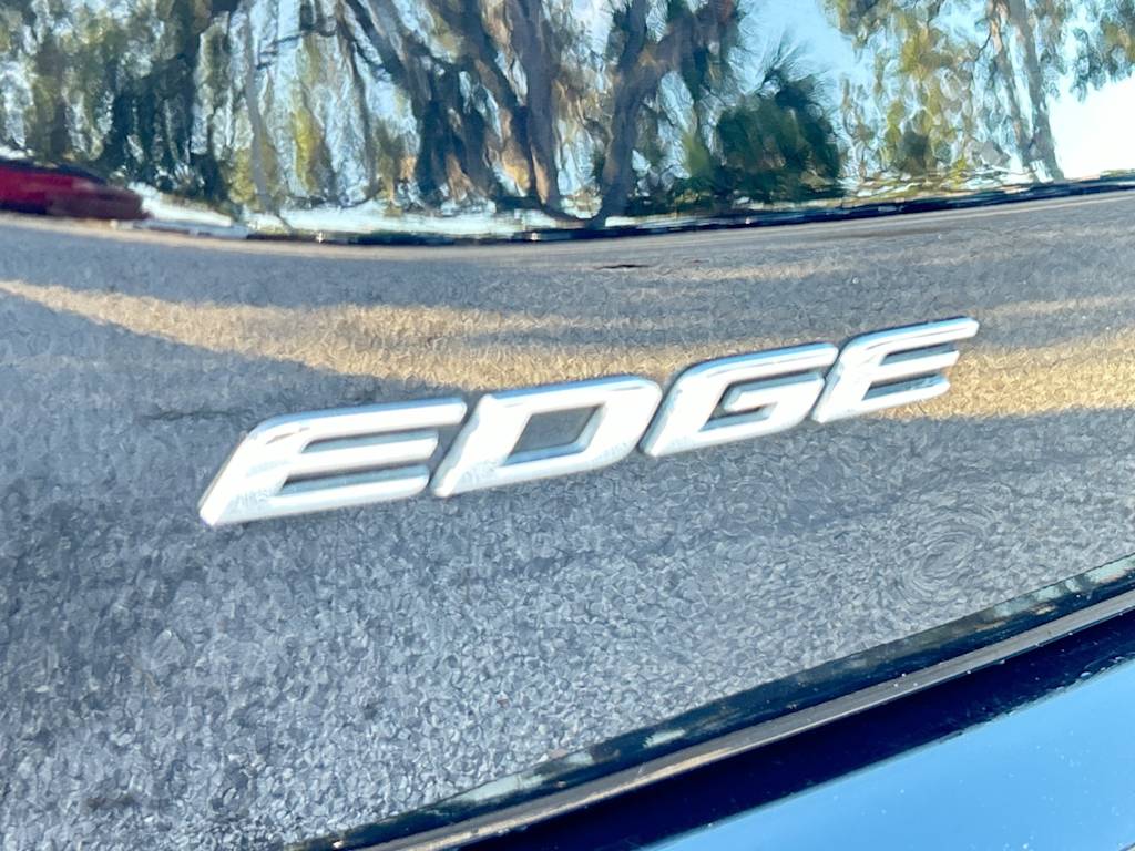 Thumbnail: 2020 Ford Edge - 6