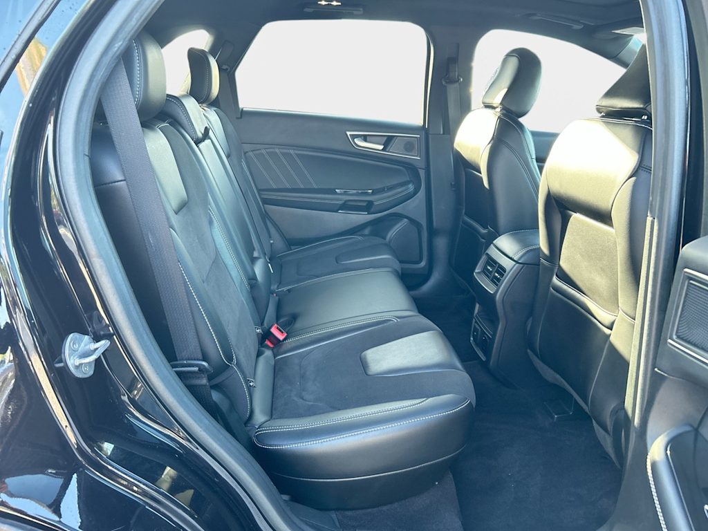Thumbnail: 2020 Ford Edge - 19